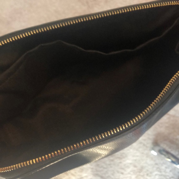 Black cosmetic bag - Picture 2 of 3
